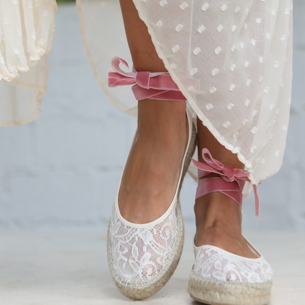 lace flat espadrilles, perfect for brides with a boho style or just to be comfortable in the wedding party, velvet ribbon espadrilles