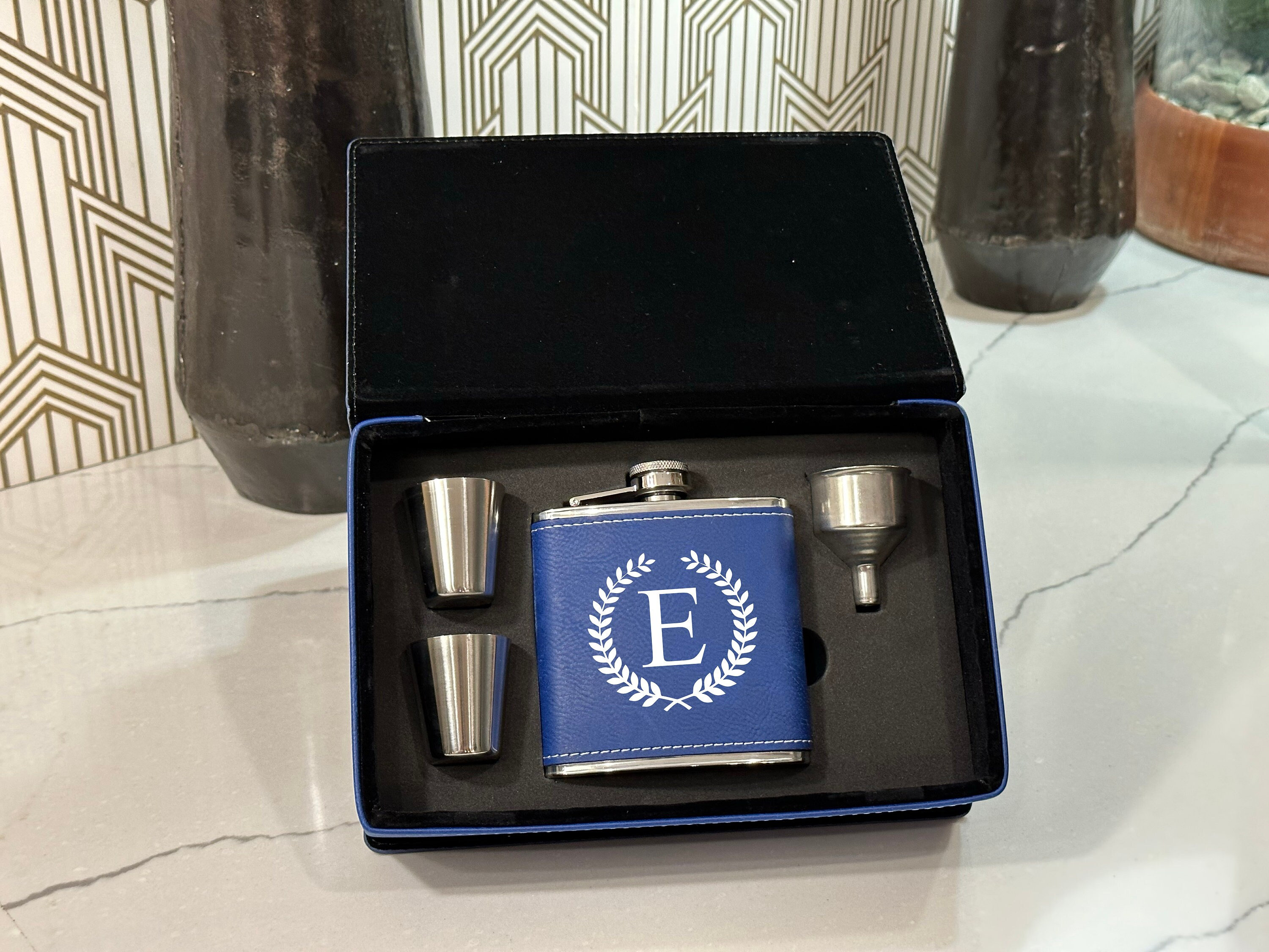 Petaca personalizada para hombre, petaca de cuero, petaca personalizada, petaca de cuero, petacas, petaca grabada, petaca de cuero, petaca para padrin