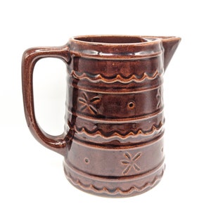 Vintage Mar-crest Daisy and Dot Brown Glazed 5 pint Pitcher - Oven proof Stoneware - 6&quot; wide with handle and 6&quot; tall
