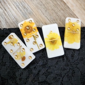 Floral Resin Dominoes, Dried Flowers Domino Set, Game Night, Indoor Family Game, Family and Kids Game, Board Games, Gift for Gamer