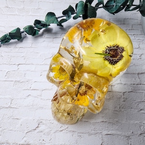 Rose Skull, Skull Decoration, Floral Decor, Unique Gift for Her, Forever Flowers, Gothic Home Decor, Macabre art, Resin Flower Skull