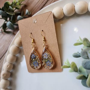 Real Wildflower Earrings Flower Earrings Forget-Me-Not Wildflower Jewelry Unique Earrings Resin Dried Floral Dangle Drop Gift for mom