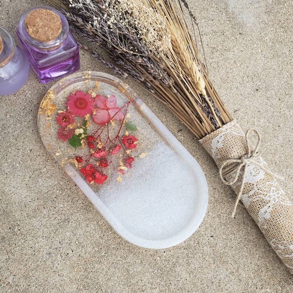 Floral Jewelry Dish Soap Dish Trinket Dish Rolling Tray Bathroom Decor House Decor Dried Flower Wedding Gift Ring Holder Gifts for her