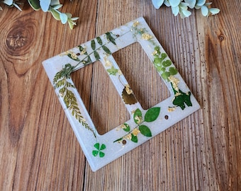 Resin Outlet Cover, Light Switch Plate, Light Switch Cover, Floral Home Decor, Cottagecore, Unique Gift for her, Boho Decor, Thoughtful Gift