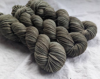 Dye to order - Karigan - Hand dyed yarn uk, Non Superwash wool yarn, rustic yarn, variegated yarn, merino sock yarn, tonal yarn, suri alpaca
