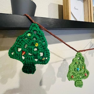 Kerstslinger - gehaakte decoraties