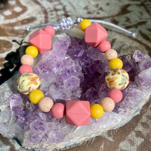 Silicone bracelet, silicone beaded bracelet, beaded bracelet, adjustable bracelet, stim friendly jewelry