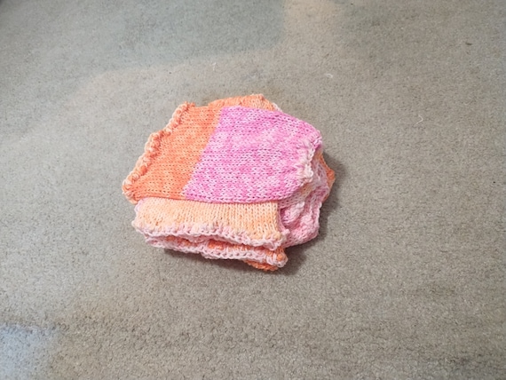 Women's Knit Beanietail - Beanie With Ponytail - Fashion Forward Accessory