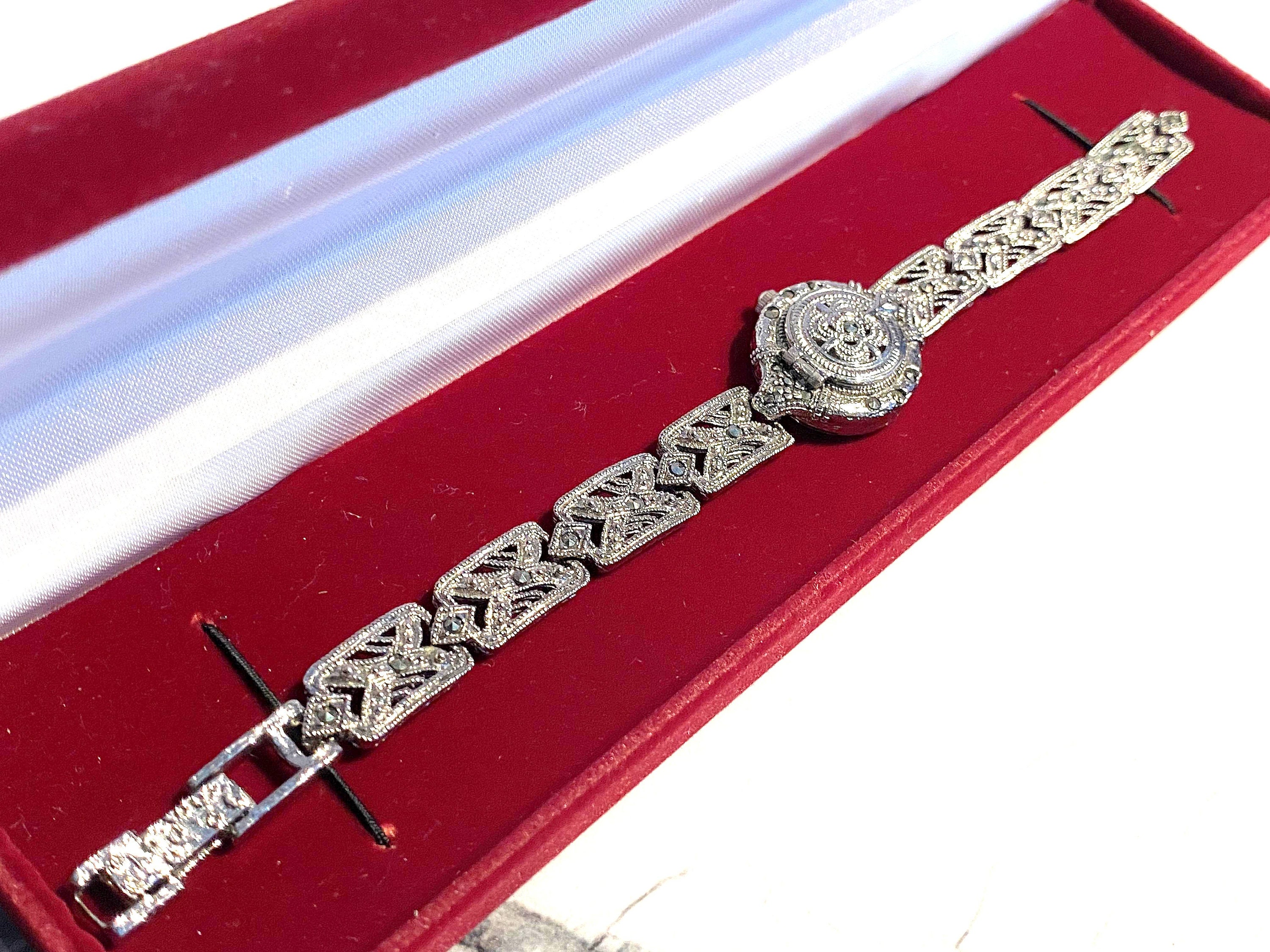 Wrist watch with flip cover cheap