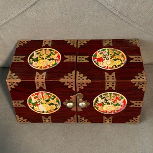 Asian Korean Brown Lacquer Mother of Pearl Inlay Folding Drawer Wood Jewelry Box