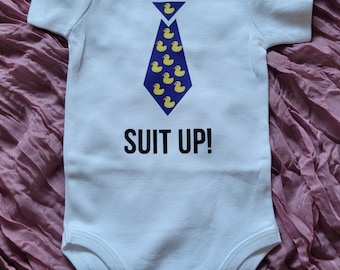 How I Met Your Mother - HIMYM Baby Shirt - Bodysuit - LEGEN wait for it DARY - Suit Up