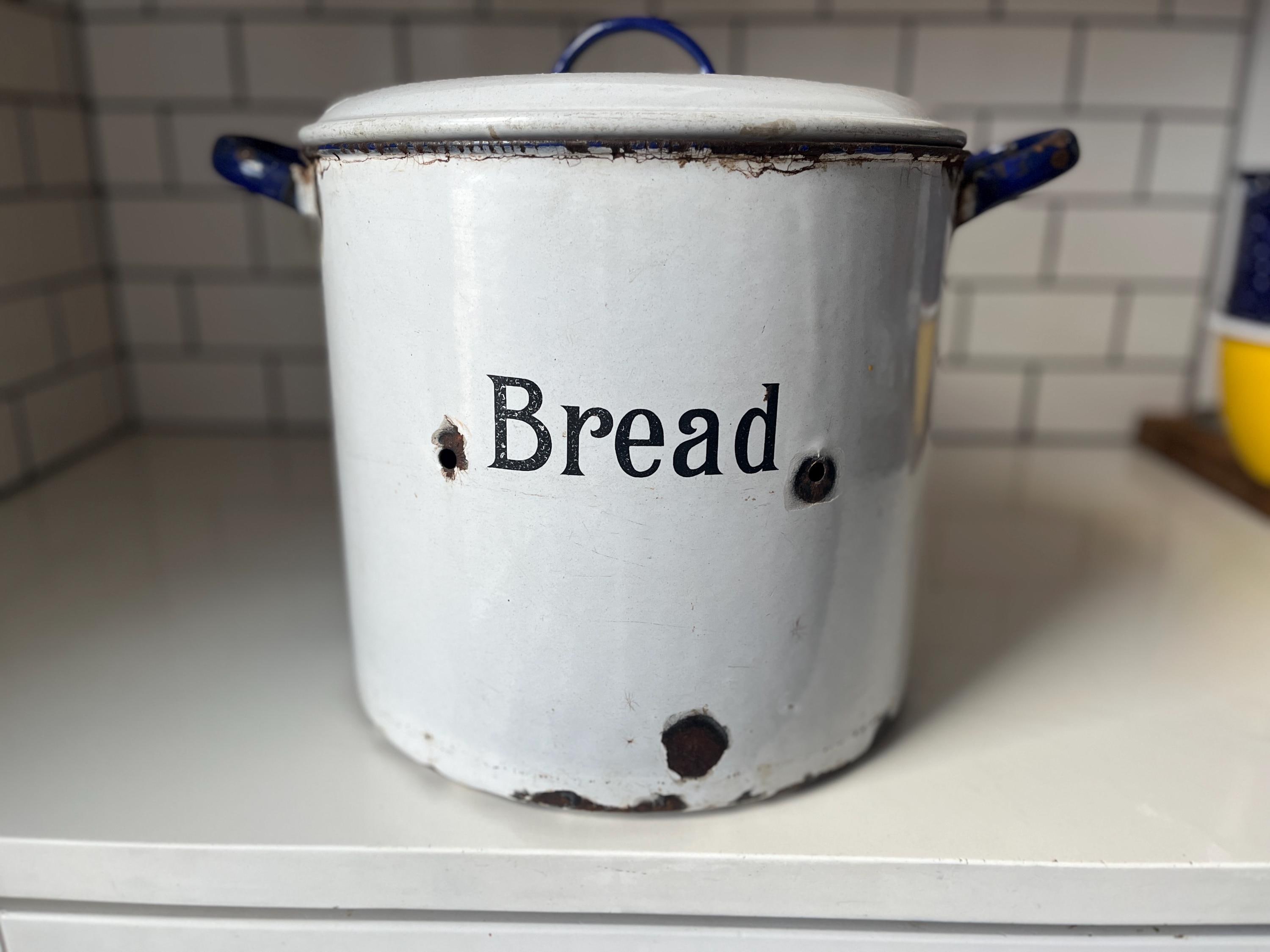 アンティークBREAD缶、超大きめ Round Enamel Bread Bin - Etsy