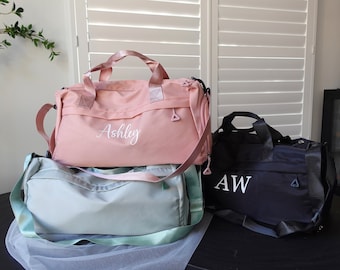 BeLettered. Personalized Duffle Bag, Travel Bag, Overnight Bag, Bridesmaids Gifts, Bridal Shower Gift, Gym Bag, Monogrammed Weekender Bag