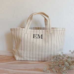 Striped Canvas Bag， Bridesmaid Gift, Personalized Gift, Gift For Her, Canvas Tote Bag, Beach Bag,  Wedding, Monogram Bag, Teacher Gift, B03