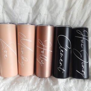 Tumbler Skinny personalizzato da 20 once / Cannuccia e coperchio riutilizzabili / Regali aziendali / Regali per lei / Tumbler Skinny personalizzato / Regali personalizzati immagine 1