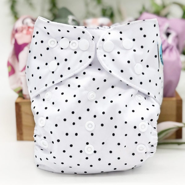 Pocket Cloth Diaper in Polka Dot Print "Tiger Lily" with 3-Layer Diaper Insert | Bubble Butt Baby