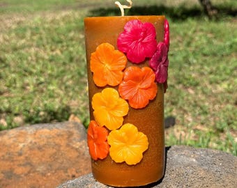 Handcrafted Floral Hibiscus Pillar Candle – Beeswax Tropical Flower Design