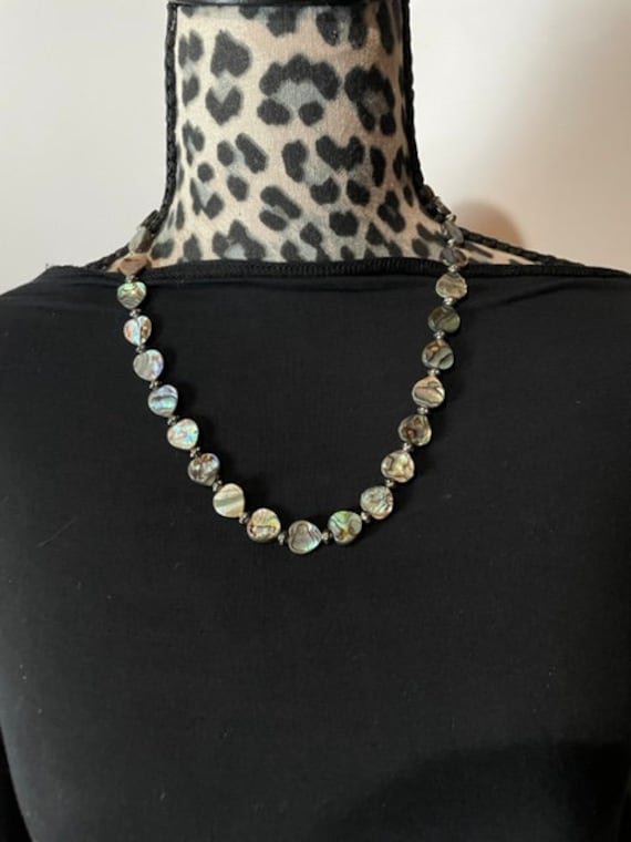 Abalone Shell Heart Shape Bead Necklace