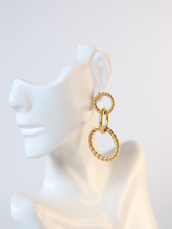 Monet gold tone twisted rope linked earrings doub… - image 5