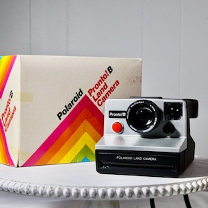 Vintage Polaroid Pronto! B SX-70 Land Camera with flash bar (tested and working, no film)