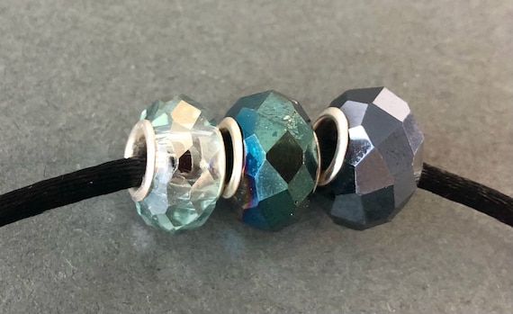 PANDORA　ガラスチャーム３つセット パンドラスタイルのブレスレット用の3ファセットのカラフルなガラス
