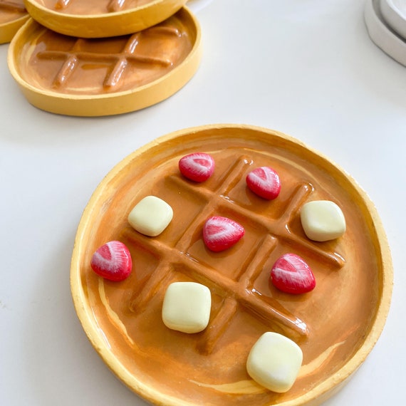 a waffle tic-tac-toe board for my breakfast collection 🤭 #airdryclay , tic tac toe