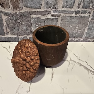 Acorn Canister