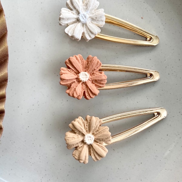 Boho Flower Hair Clip, No Slip Hair Grip, Neutral Barrette, Floral Hair Accessory, Wedding Hairpiece, Orange White Pink Beige Hair Clip