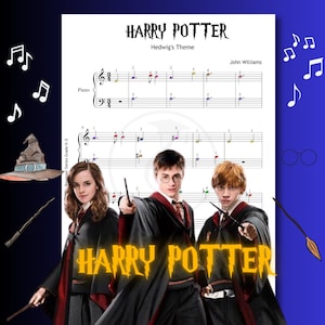 Könnte beinhalten: Eine Notenblatt für den Harry-Potter-Titelsong "Hedwig's Theme" von John Williams. Die Noten sind für Klavier und gehören zur Beginner Series Grade 0-3. Drei Figuren aus den Harry-Potter-Filmen sind auf dem Bild zu sehen, Harry Potter, Ron Weasley und Hermine Granger, die Zauberstäbe halten.