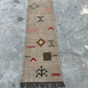 2x18 Vintage Wool Jute Kilim Runner Rug, Handwoven, Wool and Jute Rug Handmade Kilim Dhurrie Rug Traditional Indian Runner rug Custom size
