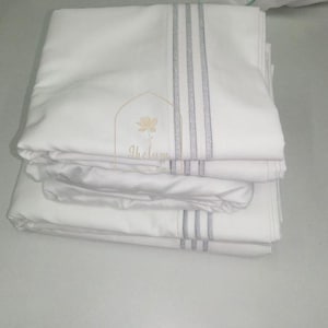 400 Thread Count White Cotton Sateen Sheet Set: Hotel Stitch Embroidery Border