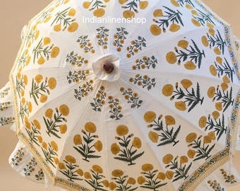 Handbedruckter Baumwoll-Sonnenschirm mit Ringelblumenmuster, indischer Garten-Sonnenschirm, Sonnenschutz aus Baumwollstoff, Boho-Hochzeitsdekoration.
