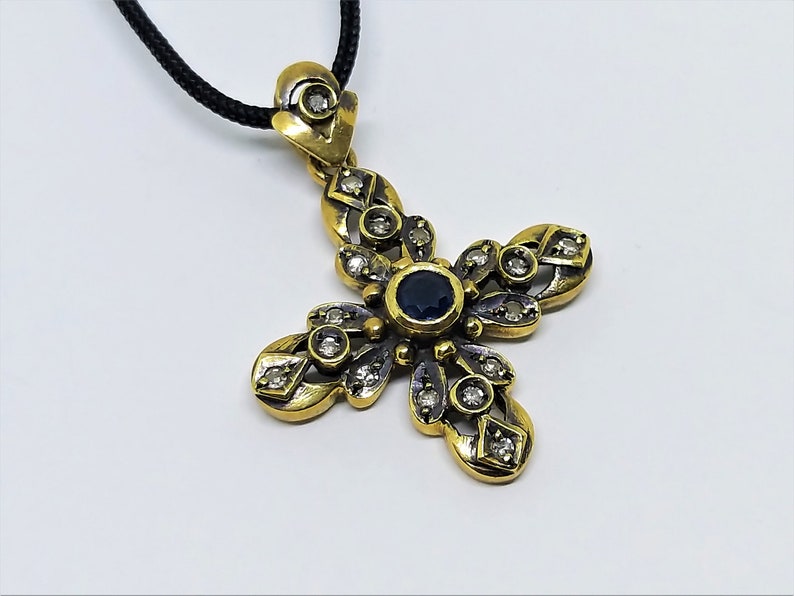 Fantastic and very Rare Antique Early Georgian Diamond Cross pendant, Georgian jewelry, Diamond Cross Pendant Necklace, Religious Diamond Necklace