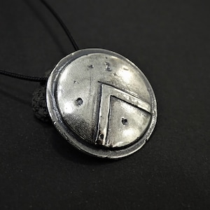 Greek Spartan Shield Pendant Necklace in Sterling Silver metal, Leonidas/300/Lambda/Symbol/Warrior/Protection/Amulet/Necklace/Jewelry/Skyrim