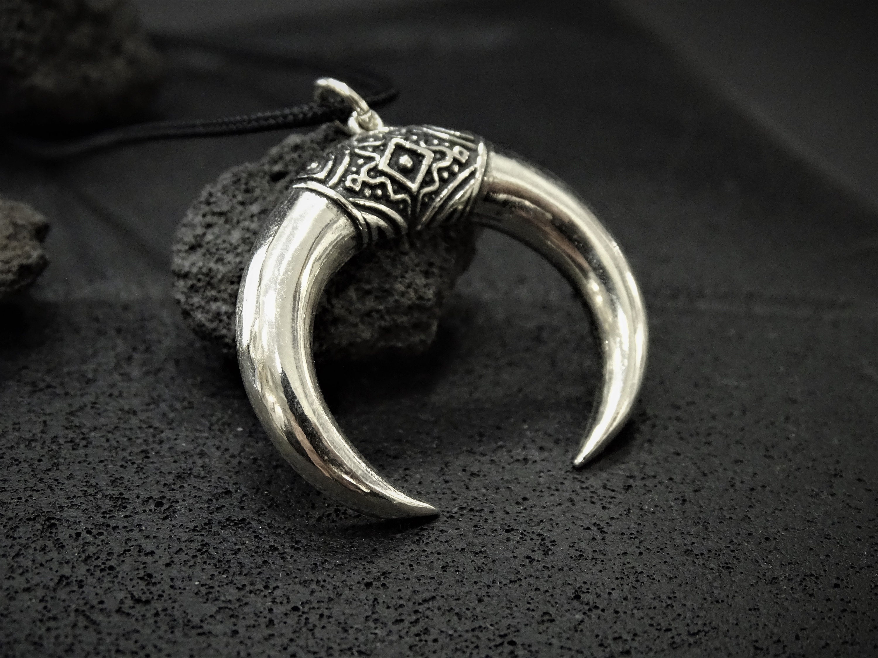 Sterling Silver Moon Crescent Double Horn Pendant, Horn