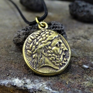 Zeus Men's Necklace, God Zeus Oxidized Men Coin Pendant, Greek God Antique Bronze Man Jewelry, Coin Mythology Necklace, Gott Zeus Anhänger