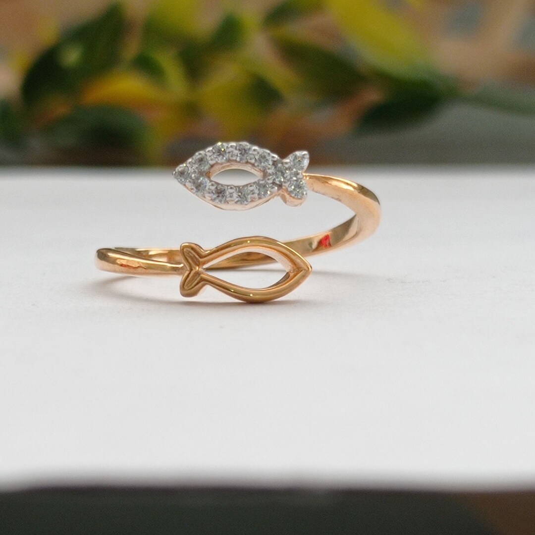 Dimond Shape Fish Line 0.20ct Round Cut Diamond Tiny Fish Shape Bypass Style Engagement ...