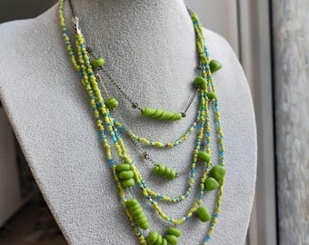 Handmade Frog Bead Necklace – Multilayer Jewelry with Green Frog Pendants