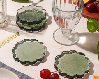 Daisy Coaster (Set of 8) – Floral Drink Coasters, Glass Coasters for Coffee Table, Modern Home Decor, Mother’s Day Gift , coasters set