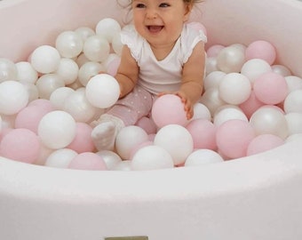 Piscine Une Balle Bebe Etsy Piscine Une Balle Bebe Etsy