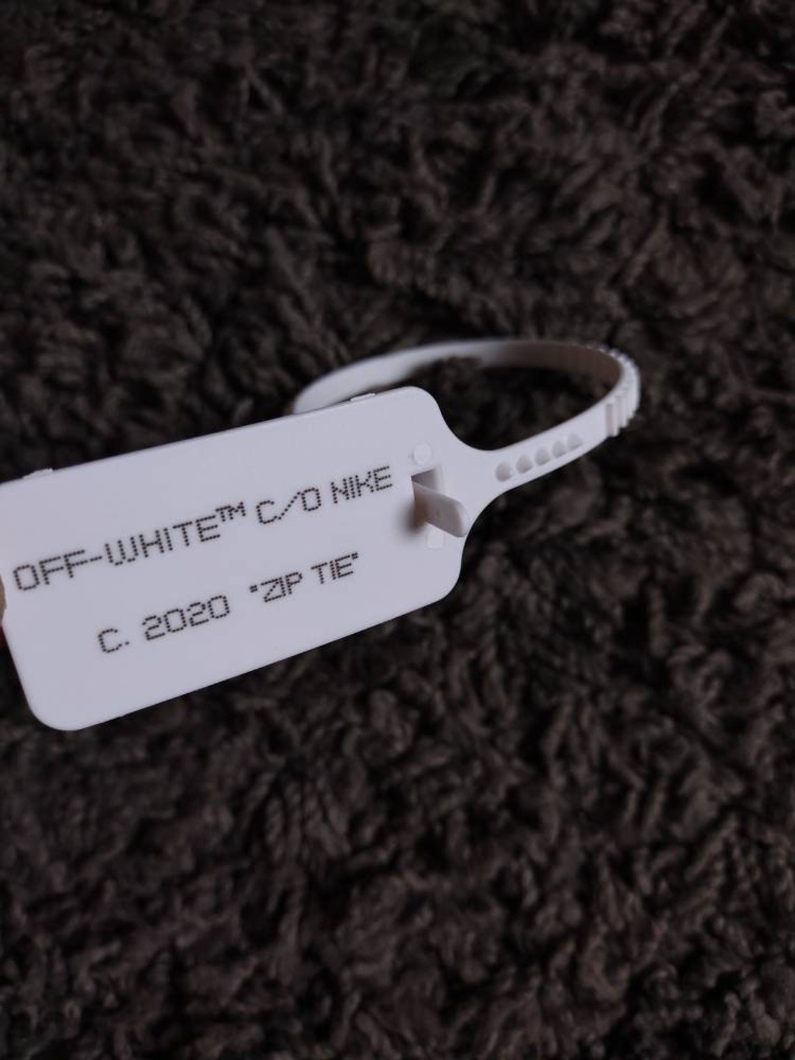 Nike zip tie tag Clearance