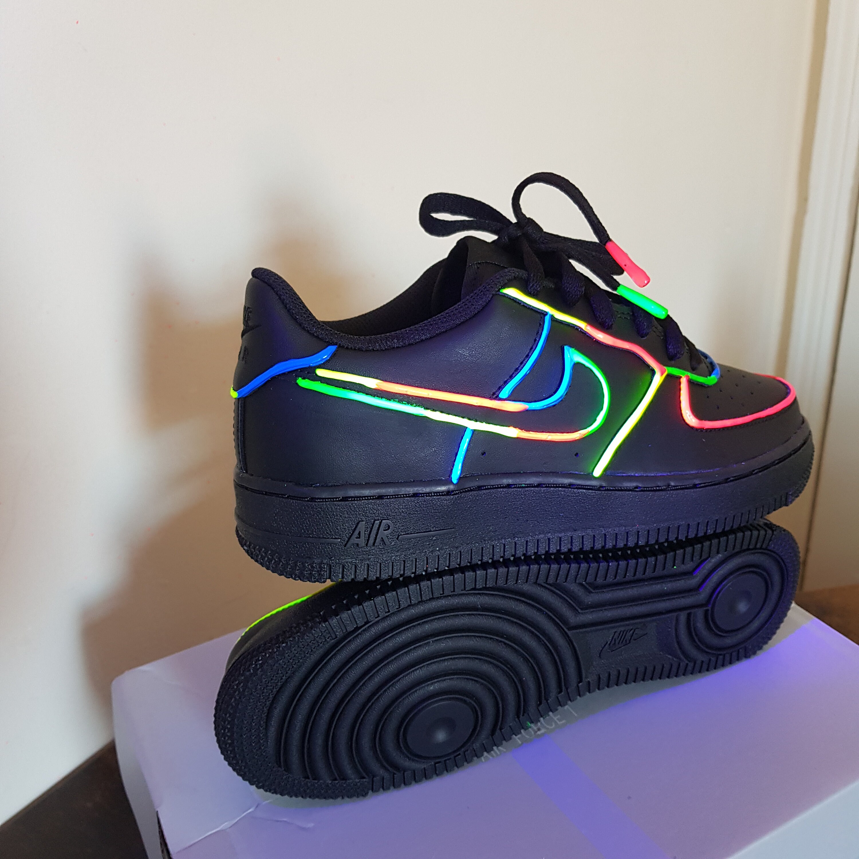 Neon blue clearance air force ones