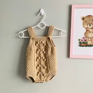 Knitted Baby romper Newborn knit outfit Knit baby girl romper Knitted baby clothes