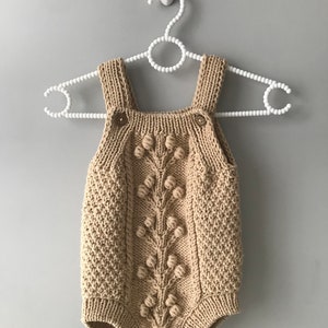 Knit baby romper set Beige baby romper Newborn coming home outfit Baby photo props Gift for new baby Knit baby outfit image 9