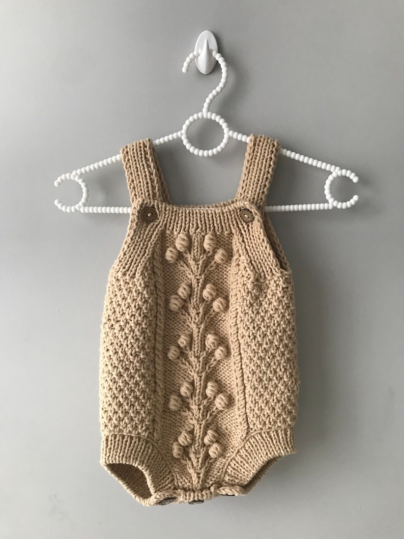 Knit baby romper set Beige baby romper Newborn coming home outfit Baby photo props Gift for new baby Knit baby outfit image 9