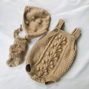 Knit baby romper set Beige baby romper Newborn coming home outfit Baby photo props Gift for new baby Knit baby outfit image 7