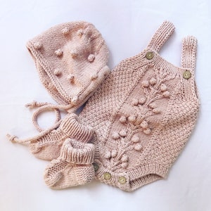 Knit baby romper set Knitted bodysuit Baby girl outfit for spring and summer New baby girl gift Baby girl romper set outfit Baby photo prop