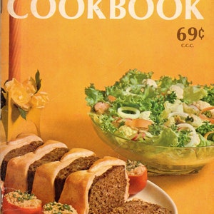 Convenience Cookbook from Pillsbury Recipes for Coffee Cakes Fruit Kabobs Corn Meal Ring Salads Sandwiches Soups Cooking Pamphlet