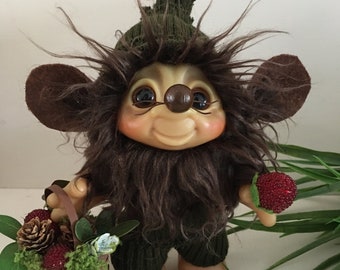 Dam Brown Mouse Troll