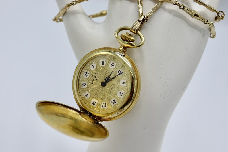 ARNEX 17 jewels incabloc pocket watches, golden on chain, UNISEX image 4